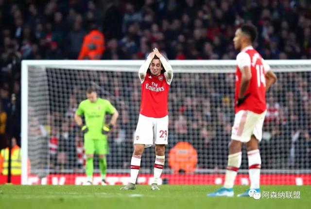  阿森纳遭遇黑色三分钟丢榜首  
