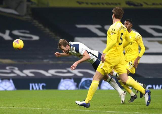  格伊世界波救主，水晶宫主场险平热刺