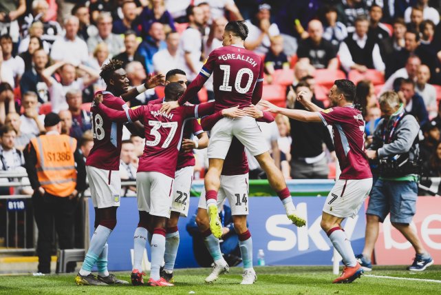  阿斯顿维拉定位球制胜，农场主主场险胜狼队